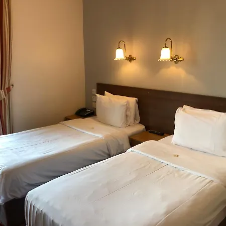 The Leeson Lodge-2